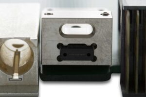 VPX backplane with LightCONEX blind mate optic